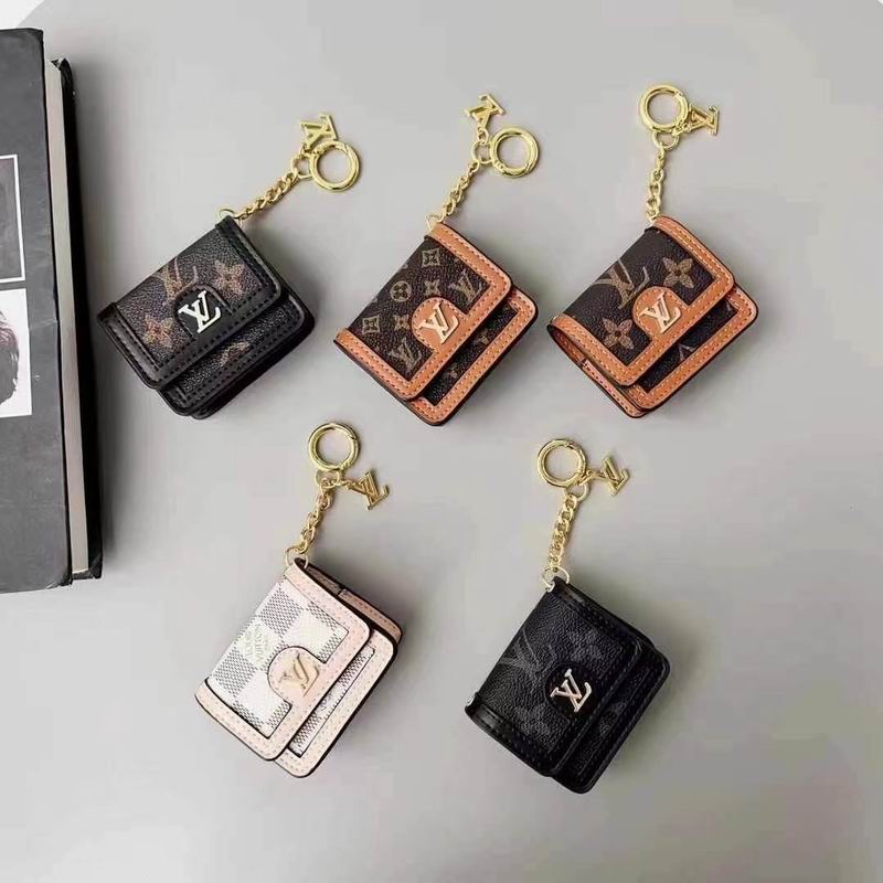 LV AirPods bag 94